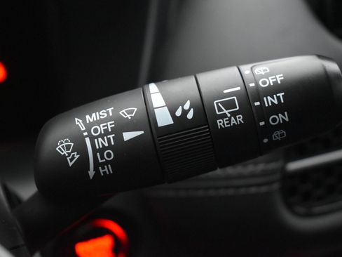 Used 2025 Honda HR-V EX-L image 25