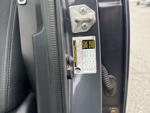 Used 2022 Subaru Forester AWD/4WD image 26