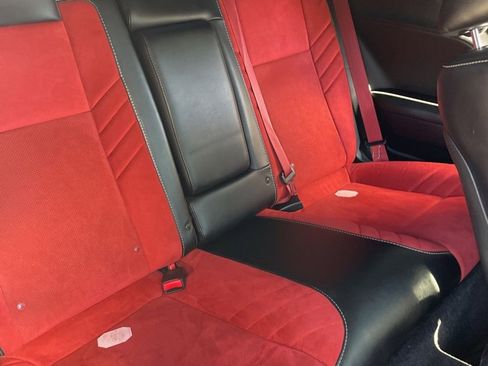 Used 2015 Dodge Challenger SRT Hellcat image 13