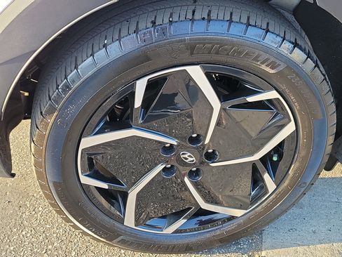 Certified 2024 Hyundai Ioniq 5 SEL RWD image 24