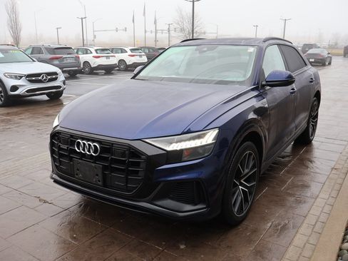 Used 2019 Audi Q8 Prestige image 4