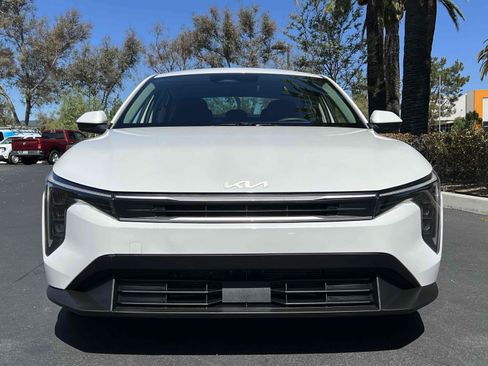 Used 2025 Kia K4 FWD image 44