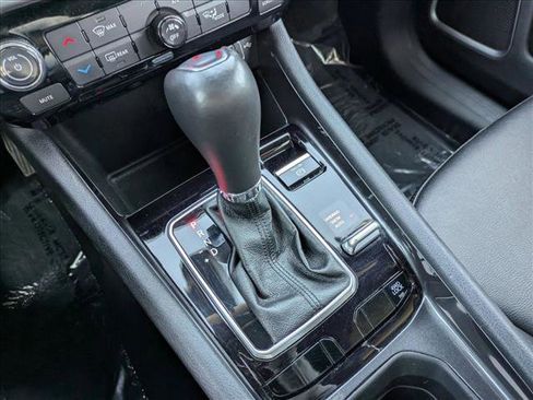 Used 2024 Jeep Compass Latitude image 12