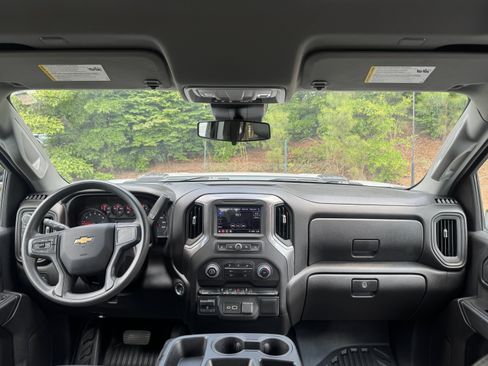 Used 2025 Chevrolet Silverado 2500 W/T w/ WT Convenience Package AWD/4WD image 19
