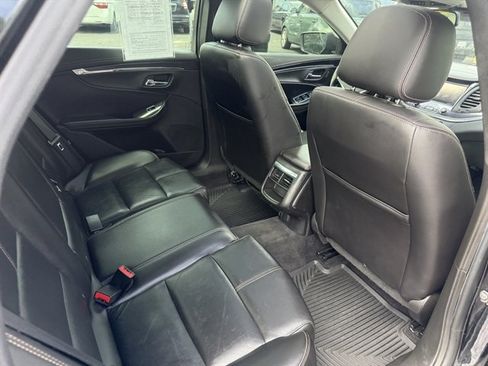 Used 2016 Chevrolet Impala LT FWD image 38