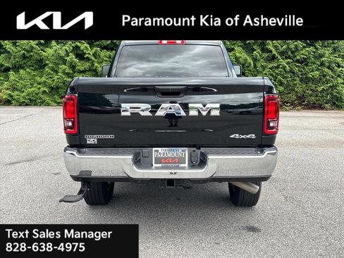 Used 2026 RAM 2500 Big Horn AWD/4WD image 5