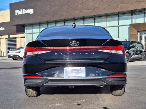 Certified 2023 Hyundai Elantra SEL image 4