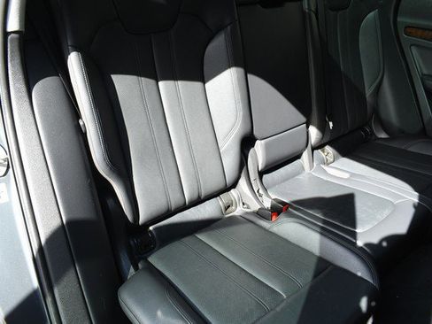 Used 2018 Audi Q5 2.0T Premium Plus w/ Premium Plus Package image 29