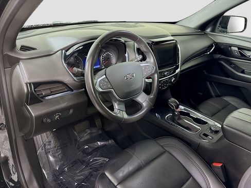 Certified 2022 Chevrolet Traverse RS image 9