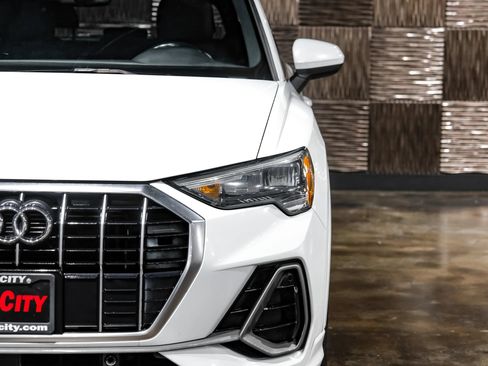 Used 2020 Audi Q3 2.0T Premium w/ Convenience Package AWD/4WD image 52