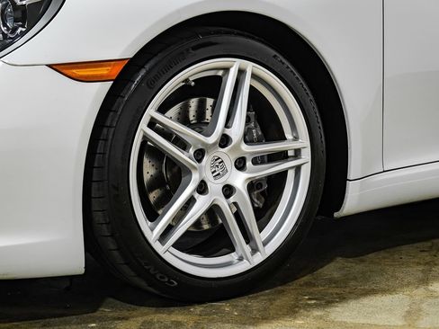 Used 2017 Porsche 911 Carrera image 48