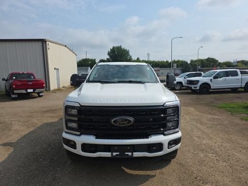 Used 2024 Ford F350 Lariat w/ Lariat Ultimate Package AWD/4WD image 2