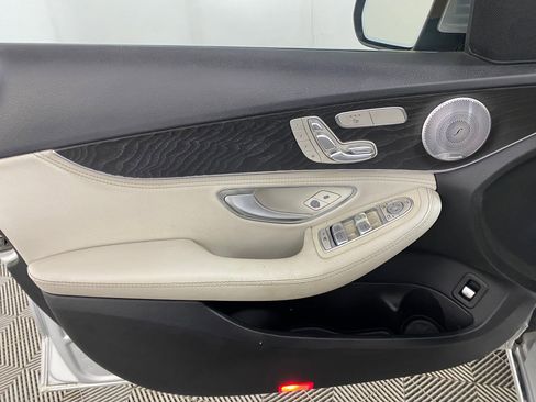 Used 2015 Mercedes-Benz C 300 4MATIC Sedan image 11