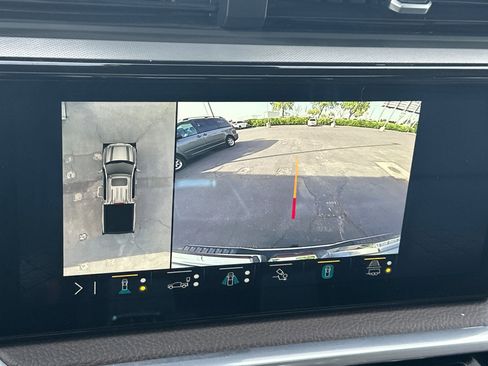 Used 2022 GMC Sierra 1500 Denali w/ Denali Reserve Package image 19