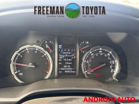 Used 2020 Toyota 4Runner TRD Off-Road Premium AWD/4WD image 8