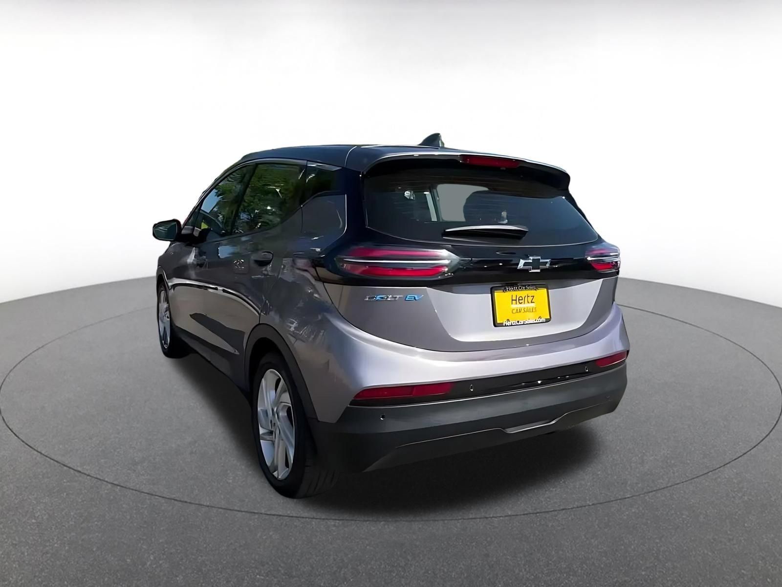Used 2023 Chevrolet Bolt LT w/ Driver Confidence Package FWD image 10