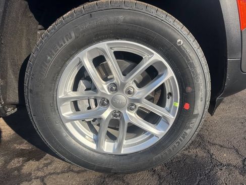 New 2026 Jeep Grand Cherokee Laredo X AWD/4WD image 57