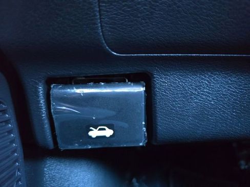 New 2026 Nissan Kicks SV image 10