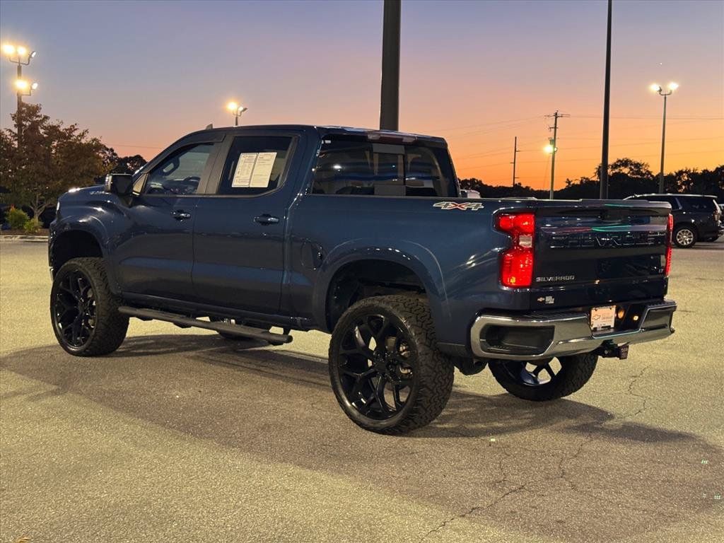 Used 2020 Chevrolet Silverado 1500 LT w/ All-Star Edition AWD/4WD image 5