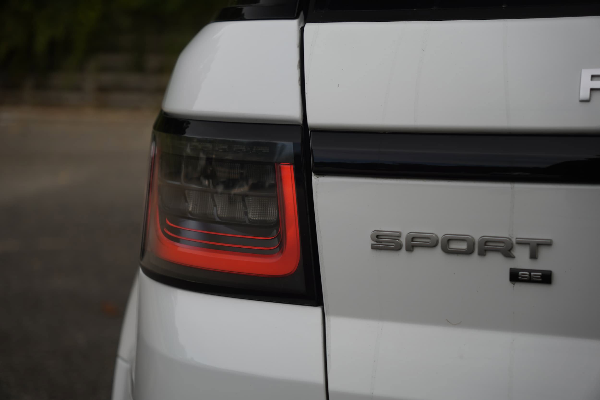 Used 2021 Land Rover Range Rover Sport SE AWD/4WD image 7