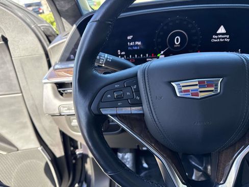 Used 2022 Cadillac Escalade Sport Platinum w/ Heavy-Duty Trailer Package image 32