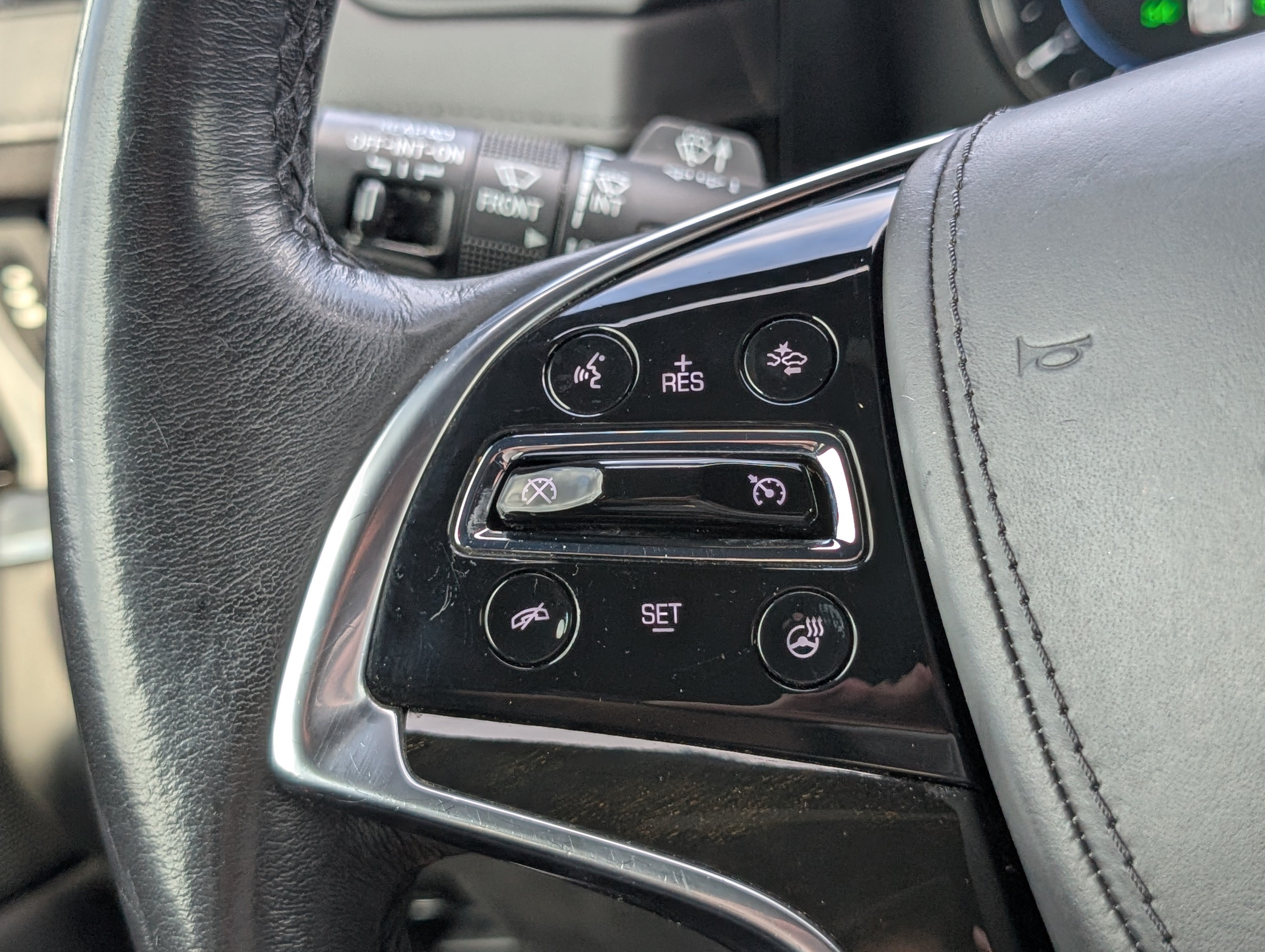 Used 2020 Cadillac Escalade Platinum AWD/4WD image 23
