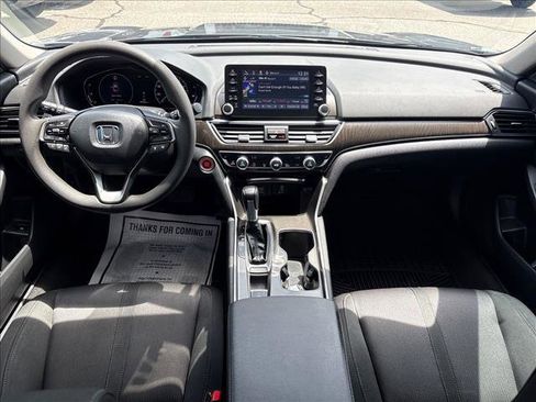Used 2019 Honda Accord EX image 10