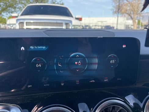 Used 2023 Mercedes-Benz GLB 250 4MATIC image 12