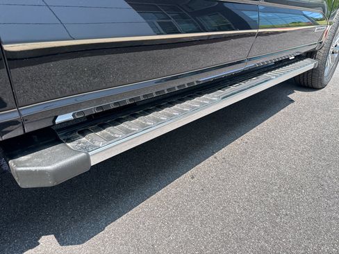 New 2025 Ford F150 Lariat w/ Equipment Group 501A Mid image 14