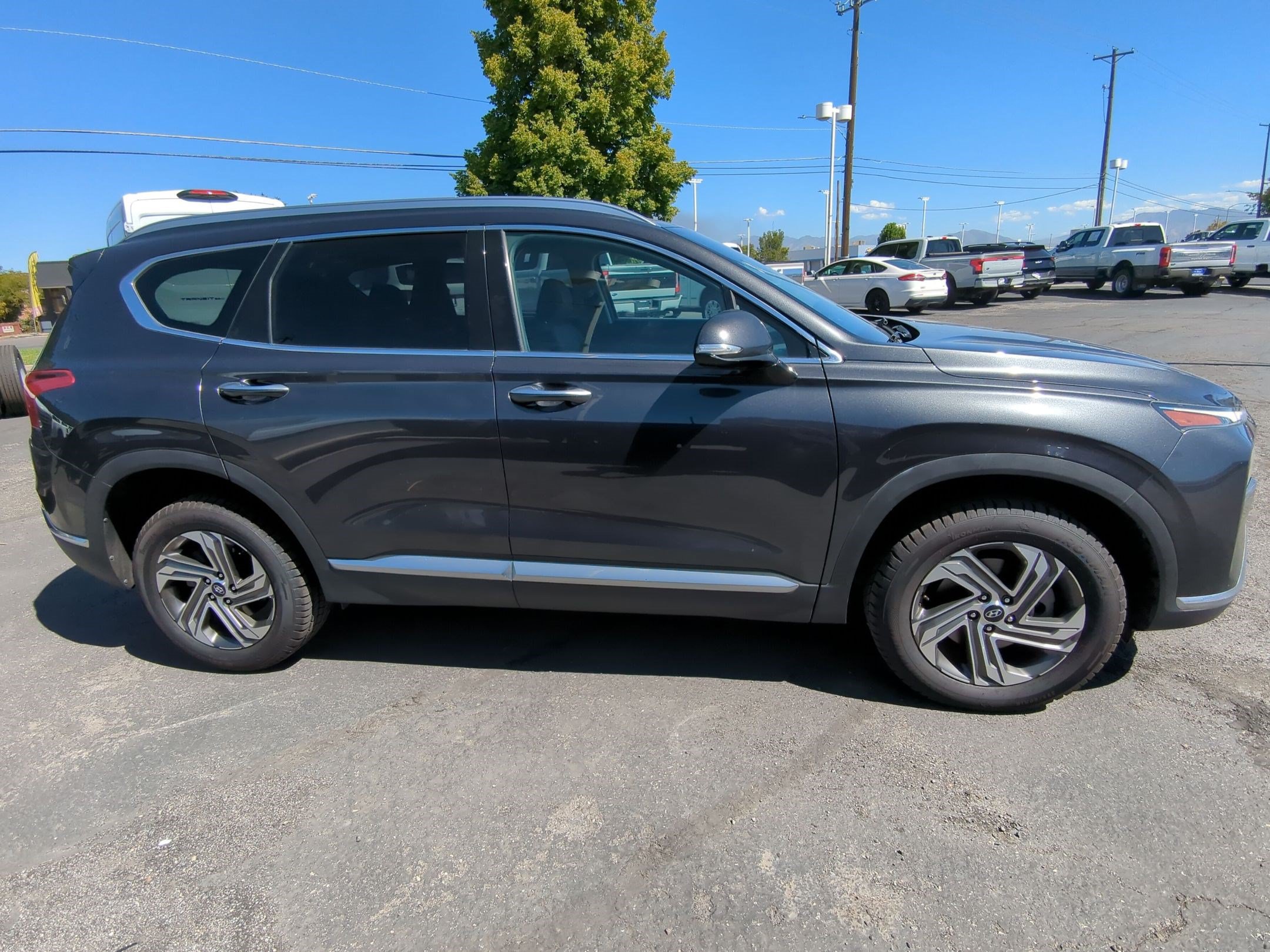 Used 2021 Hyundai Santa Fe SEL w/ Convenience Package AWD/4WD image 2
