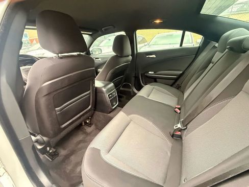Used 2016 Dodge Charger SE w/ Popular Equipment Group RWD image 27