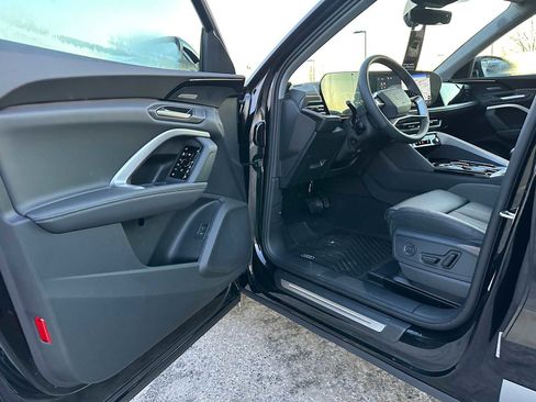 New 2025 Audi Q5 Premium Plus image 19