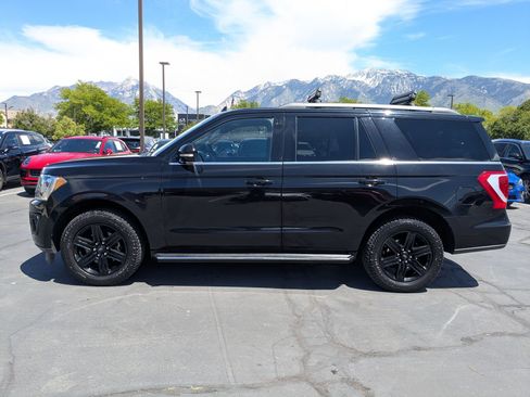 Used 2020 Ford Expedition XLT w/ Equipment Group 202A AWD/4WD image 9