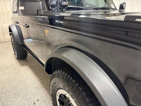 Used 2024 Ford Bronco Badlands AWD/4WD image 9