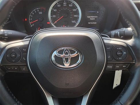 Used 2020 Toyota Corolla SE image 25