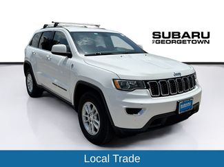Used 2018 Jeep Grand Cherokee Laredo AWD/4WD video 1
