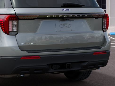 New 2027 Ford Explorer Active RWD image 23