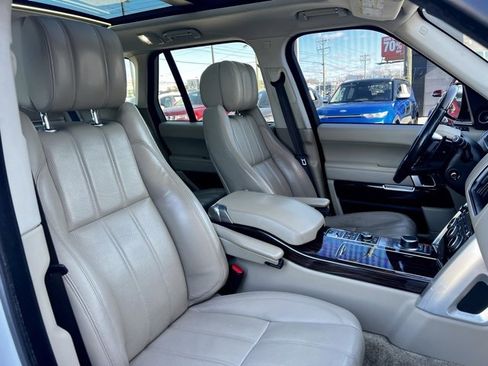 Used 2016 Land Rover Range Rover HSE image 26