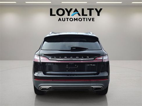 Used 2020 Lincoln Nautilus Reserve image 4