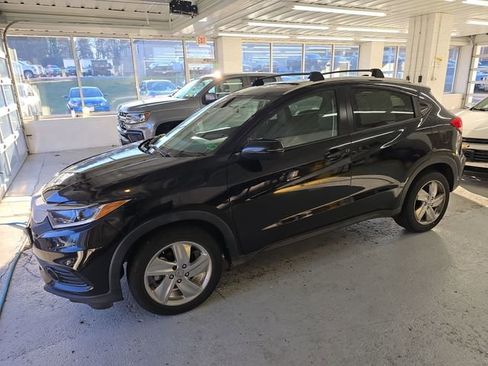 Used 2019 Honda HR-V EX image 2