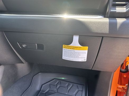 New 2025 Chevrolet Silverado 1500 RST image 34