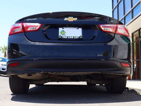 Used 2022 Chevrolet Malibu LT image 12