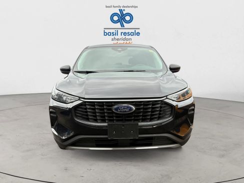 Used 2025 Ford Escape Active AWD/4WD image 7