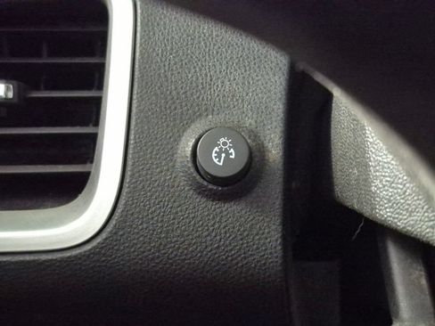 Used 2013 Chevrolet Equinox LS FWD image 18
