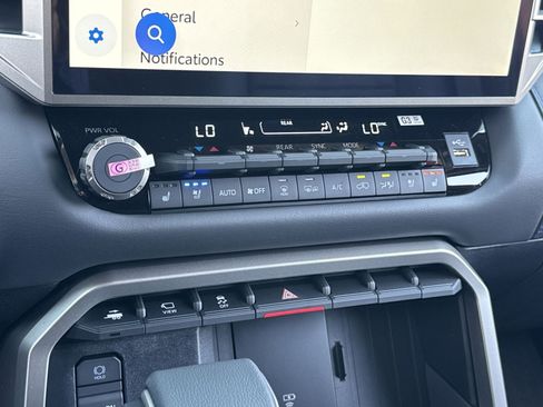 New 2026 Toyota Sequoia Platinum AWD/4WD image 29