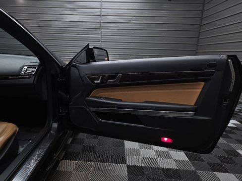 Used 2016 Mercedes-Benz E 400 Cabriolet image 36
