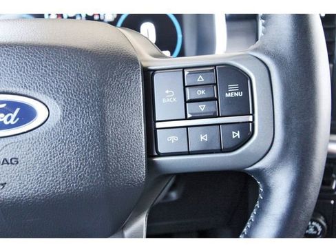 Used 2022 Ford F150 Lariat w/ Equipment Group 502A High RWD image 18