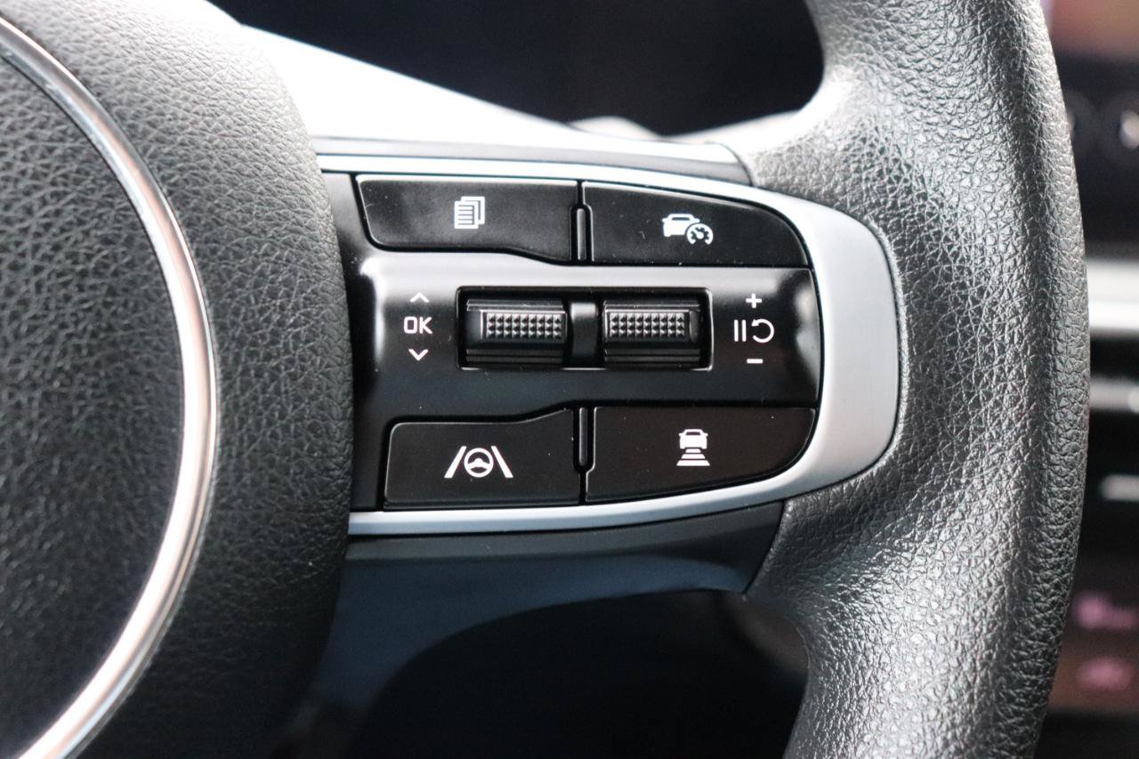 Used 2026 Kia K5 LXS FWD image 27