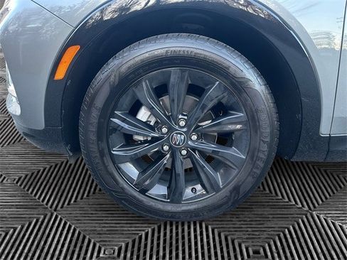 Used 2024 Buick Envista Sport Touring image 14