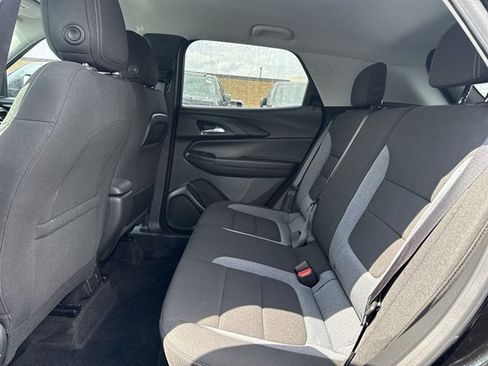 Used 2023 Chevrolet TrailBlazer LT w/ Convenience Package FWD image 26